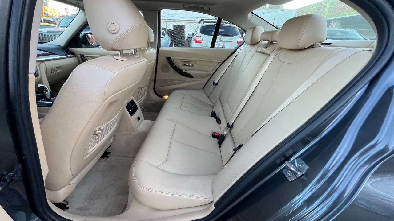 Used 2014 BMW 328i Sedan RWD image 19