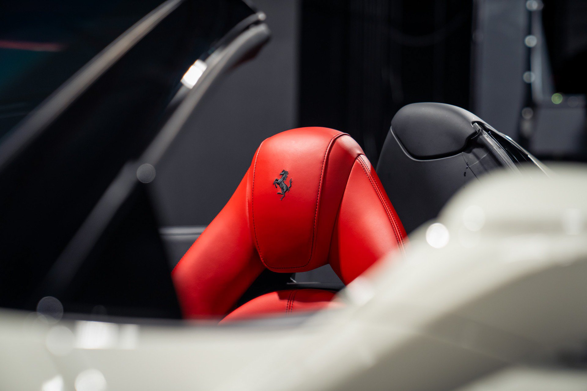 Used 2023 Ferrari F8 Tributo RWD image 21