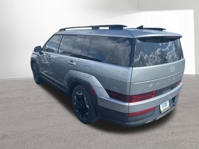 Used 2024 Hyundai Santa Fe SEL image 2