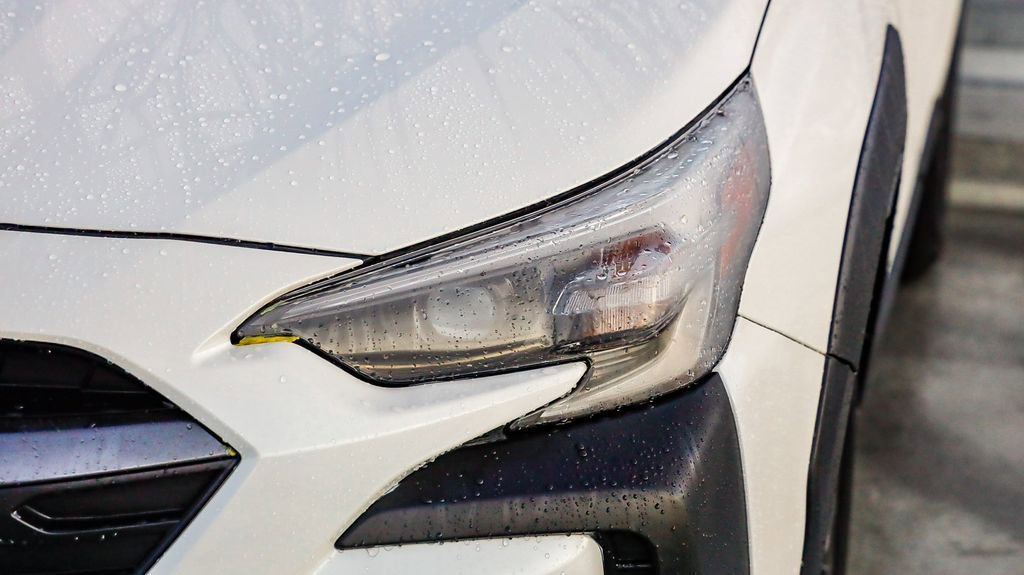 Used 2025 Subaru Outback Premium image 5