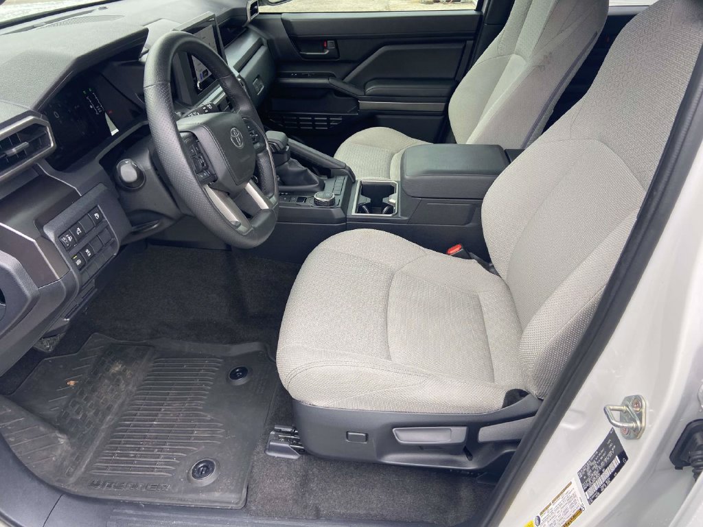 Used 2025 Toyota 4Runner SR5 RWD image 16