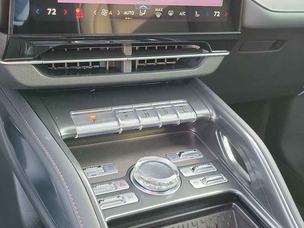 New 2026 Lincoln Nautilus Premier w/ Equipment Group 102A AWD/4WD image 28