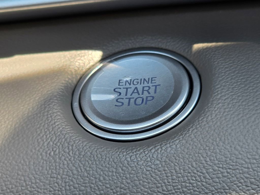 New 2025 Hyundai Elantra Blue image 16
