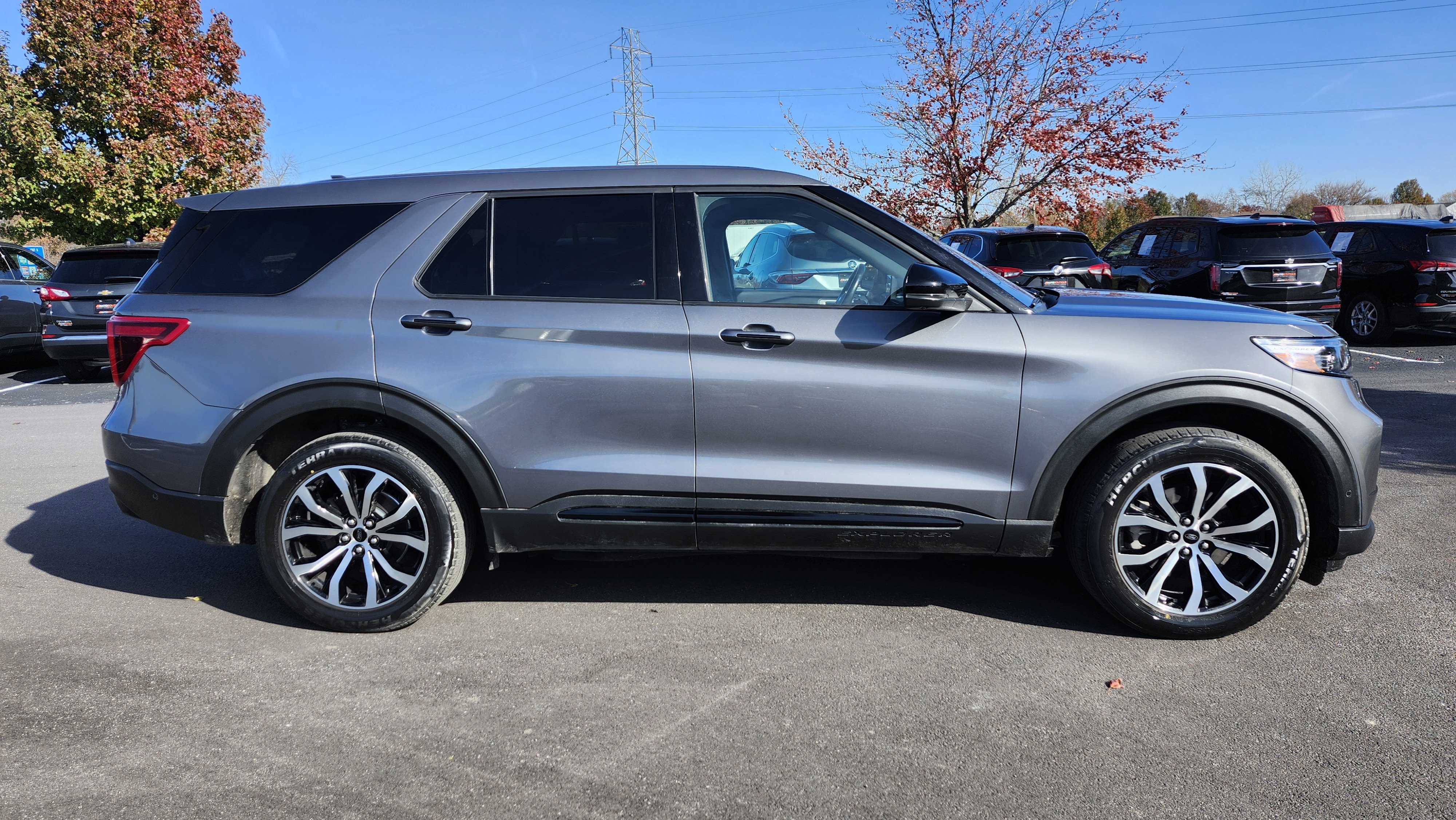 Used 2021 Ford Explorer ST w/ Equipment Group 401A image 19