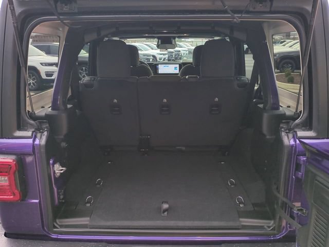 New 2026 Jeep Wrangler Unlimited Rubicon AWD/4WD image 13