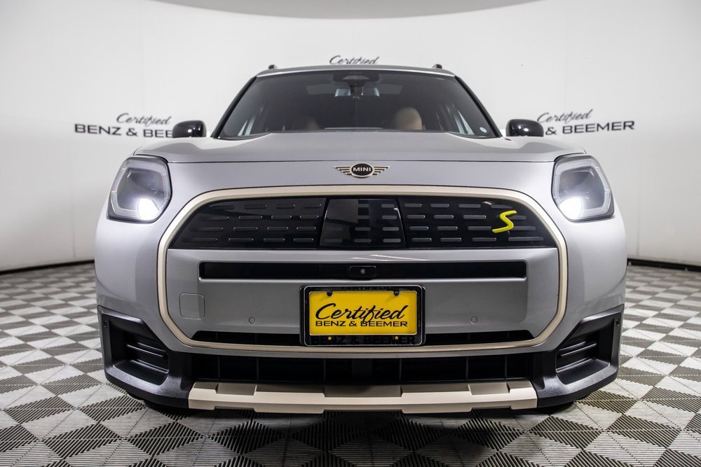 Used 2025 MINI Cooper Countryman SE image 4