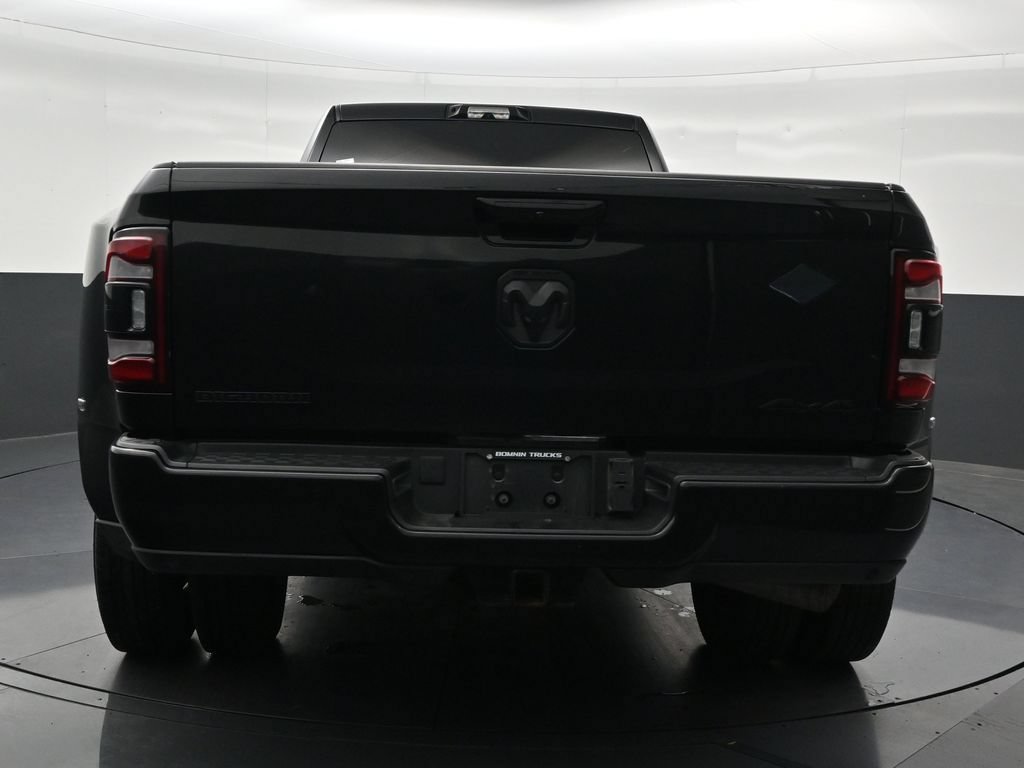 Used 2024 RAM 3500 Big Horn w/ Night Edition AWD/4WD image 4