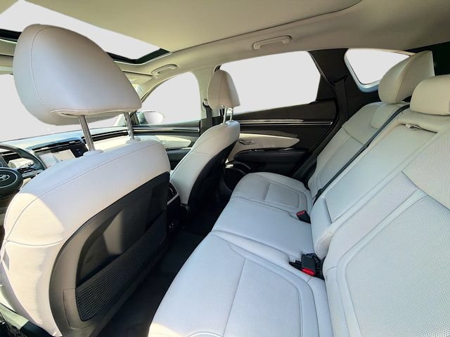 Certified 2024 Hyundai Tucson Limited FWD image 25
