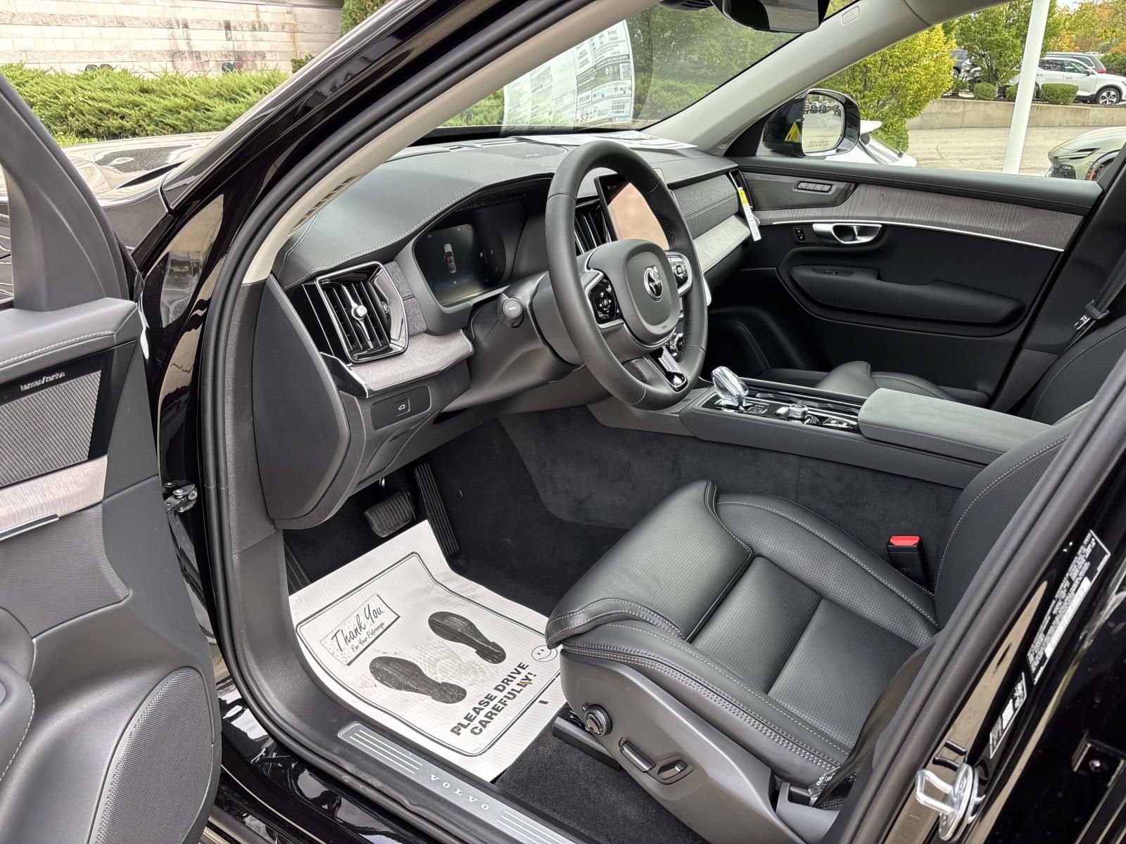 Used 2026 Volvo XC90 B6 Ultra w/ Protection Package Premier AWD/4WD image 24
