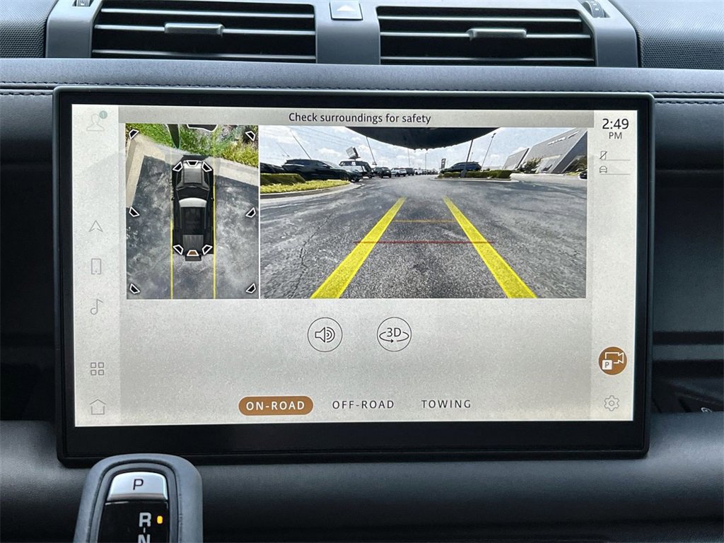 Used 2025 Land Rover Defender 110 S image 25