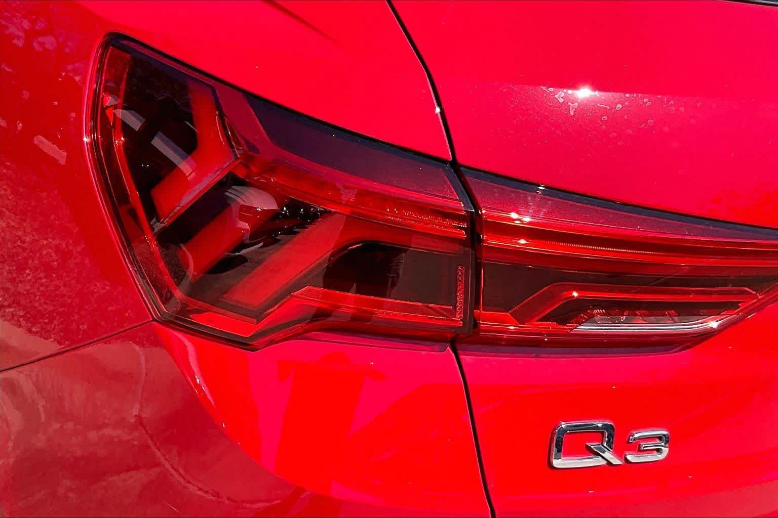 Used 2022 Audi Q3 2.0T Premium Plus AWD/4WD image 29