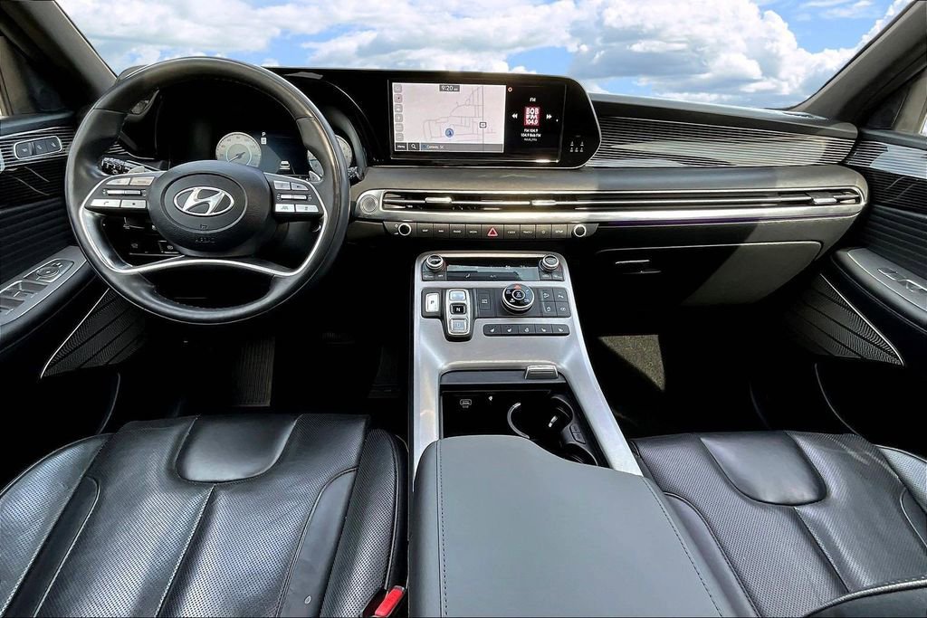 Used 2023 Hyundai Palisade Calligraphy w/ Cargo Package image 9