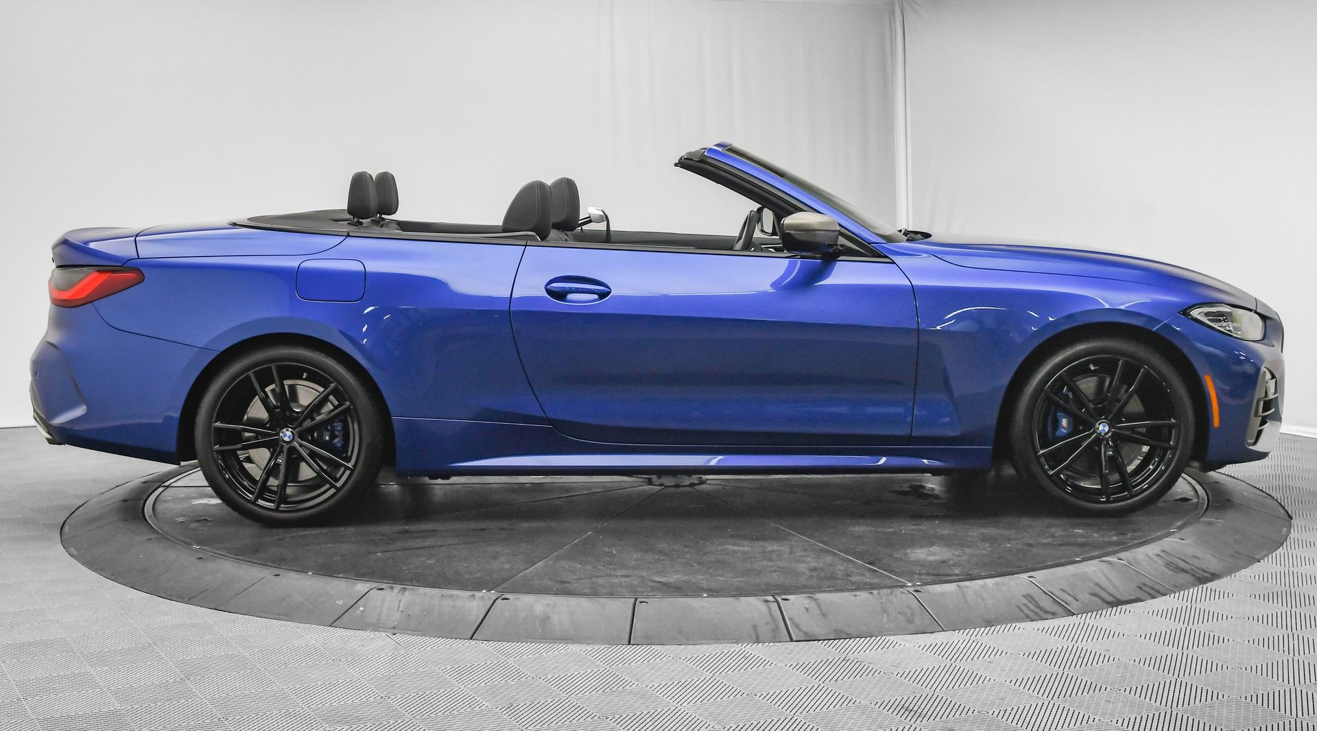 Used 2024 BMW 440i xDrive Convertible image 10