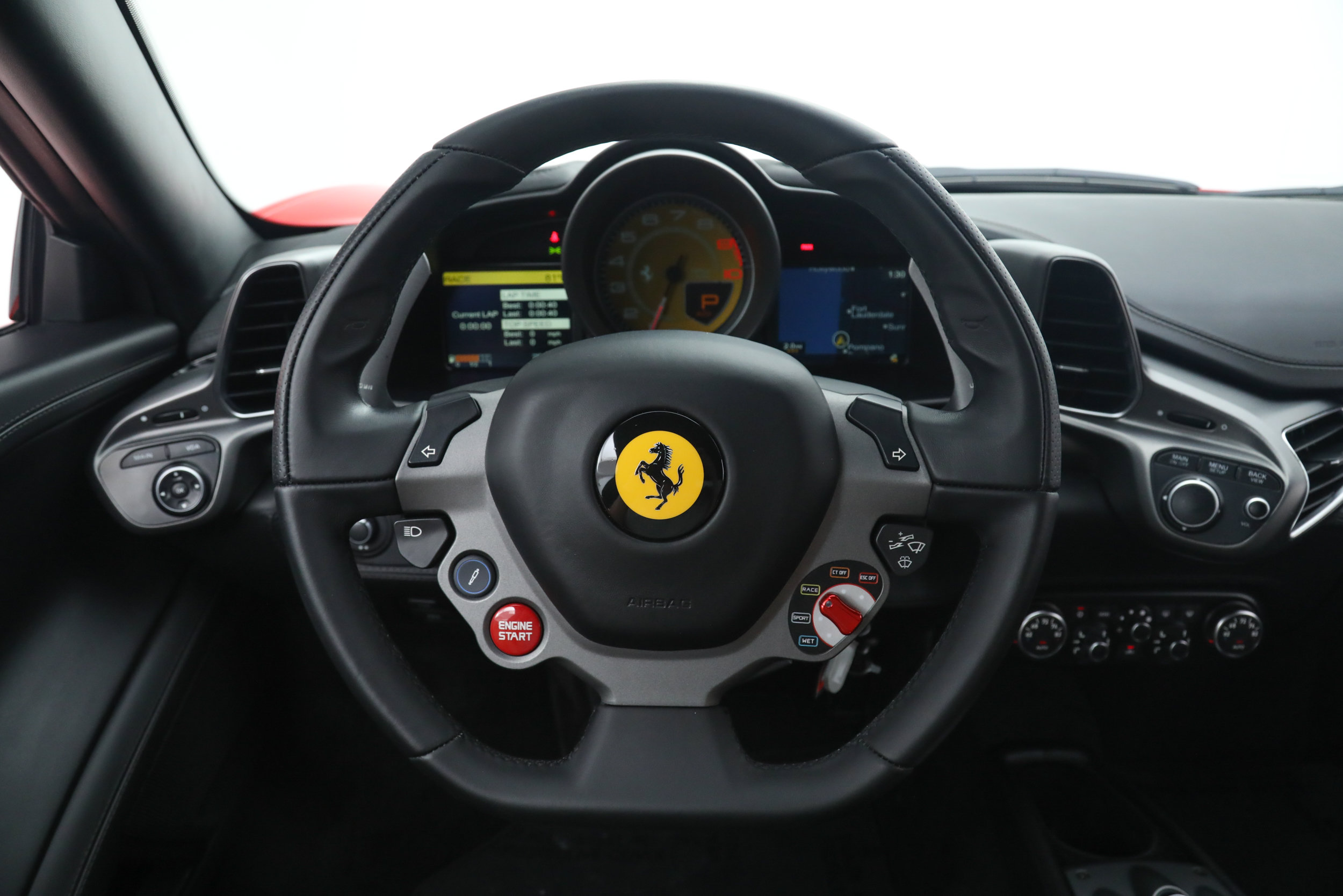 Certified 2015 Ferrari 458 Italia Coupe RWD image 6