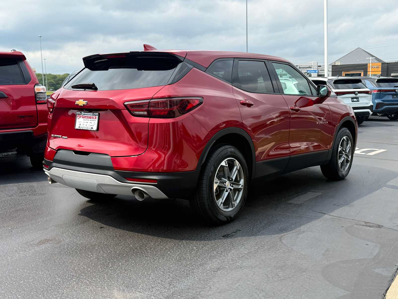 Used 2024 Chevrolet Blazer LT AWD/4WD image 4