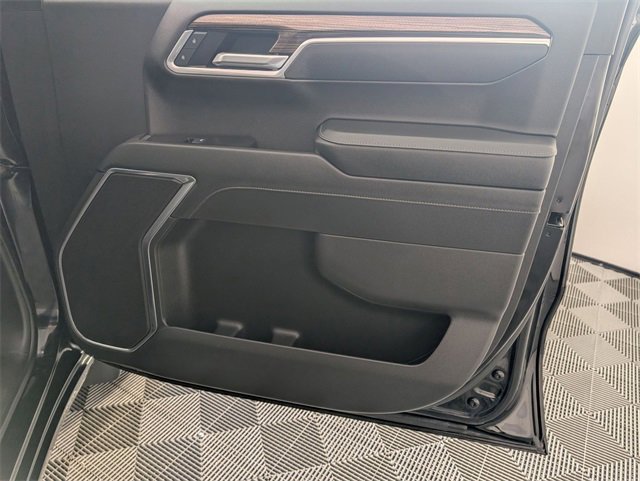 Used 2025 Chevrolet Silverado 1500 LT image 33