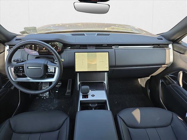 New 2025 Land Rover Range Rover SE image 9