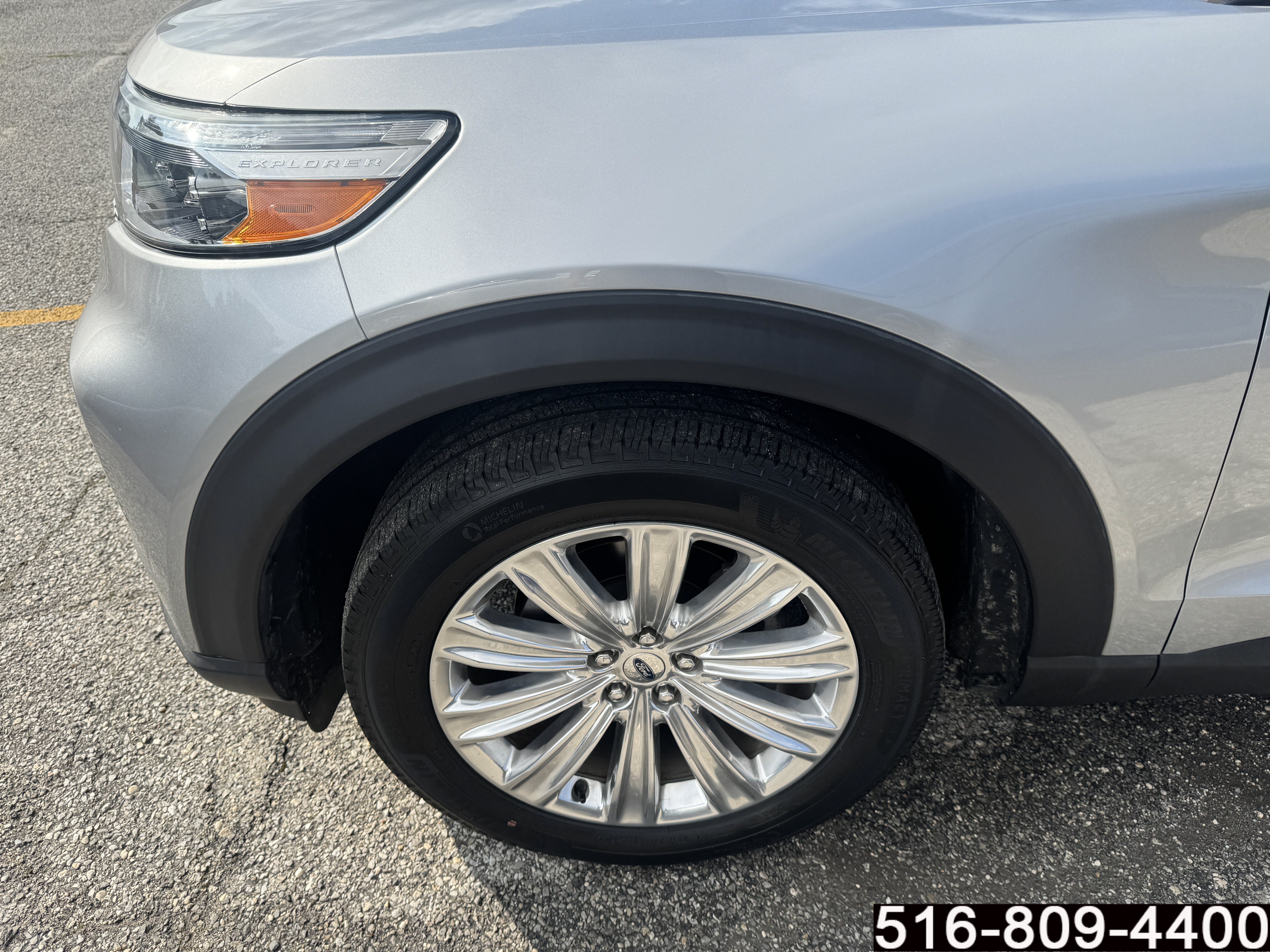 Used 2020 Ford Explorer Limited AWD/4WD image 10