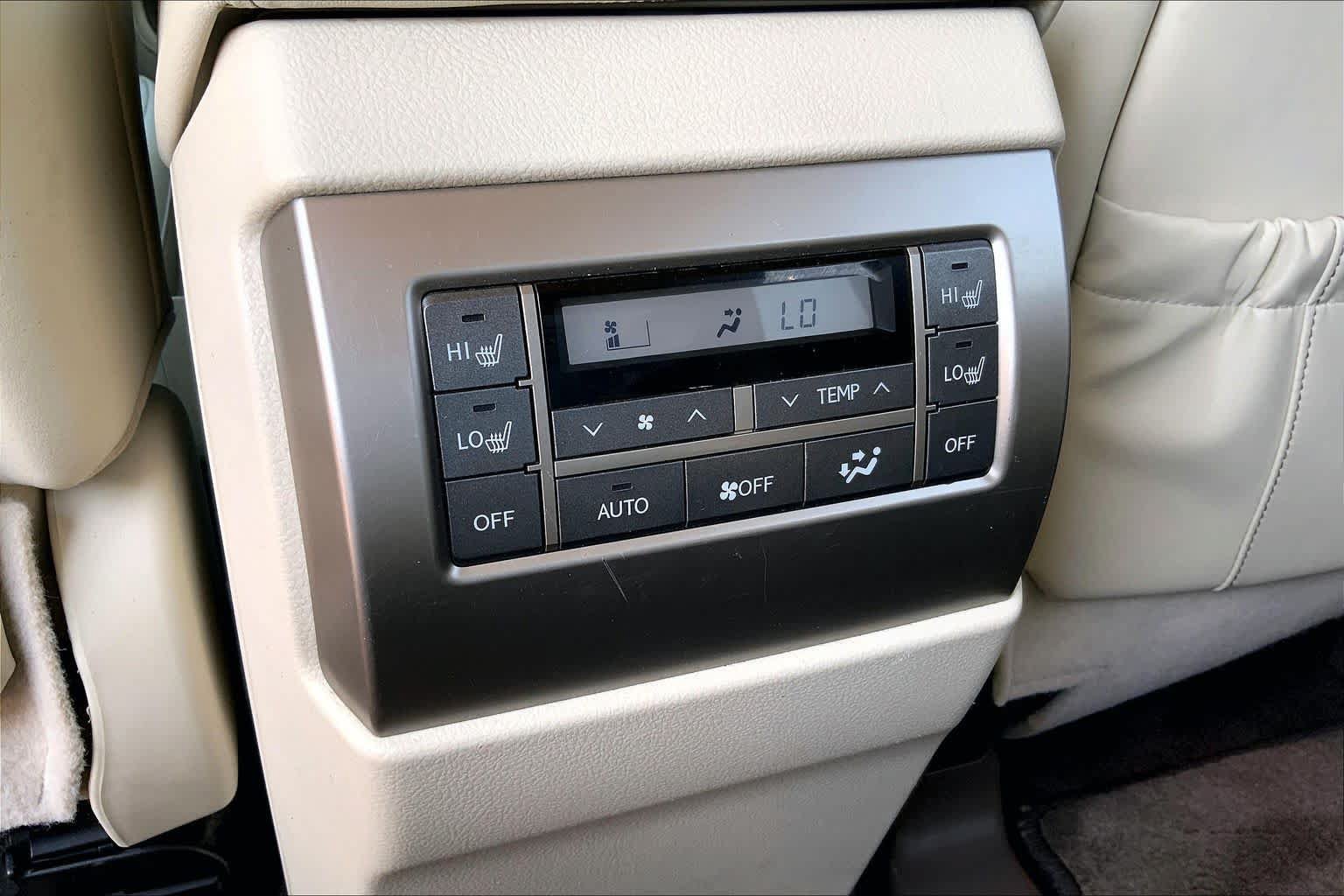 Used 2011 Lexus GX 460 w/ Comfort Plus Pkg AWD/4WD image 35
