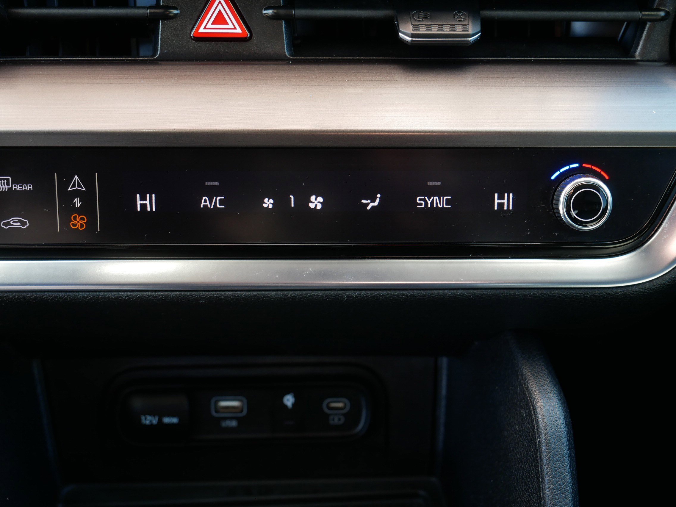 Certified 2024 Kia Sportage EX image 23