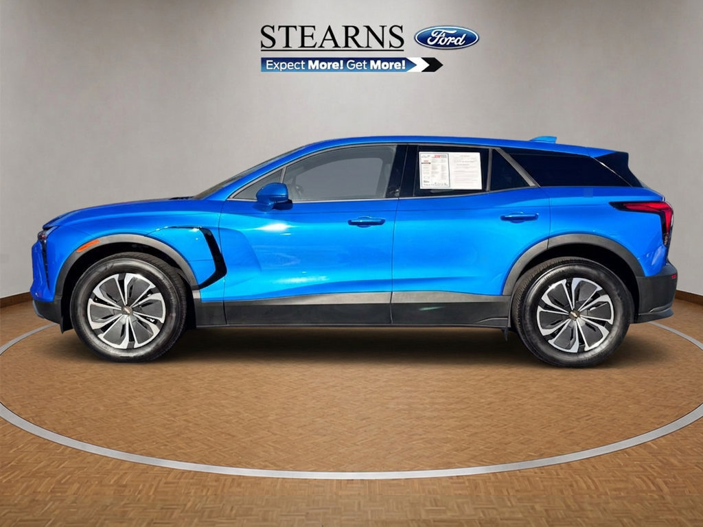 Used 2025 Chevrolet Blazer EV LT AWD/4WD image 3