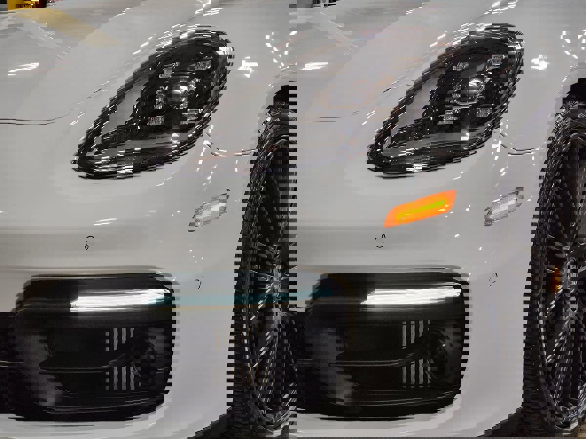 Used 2023 Porsche Panamera image 15