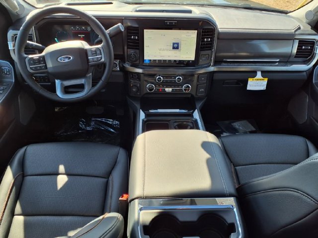 Used 2025 Ford F350 Lariat w/ Lariat Ultimate Package AWD/4WD image 6