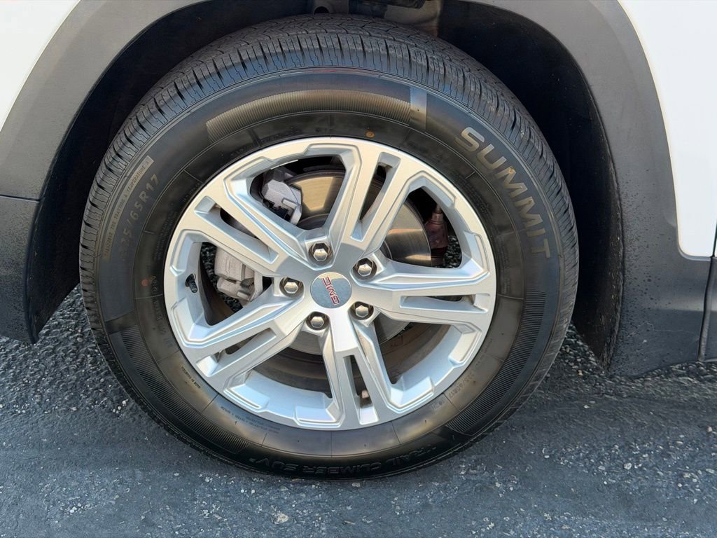 Used 2024 GMC Terrain SLE FWD image 10