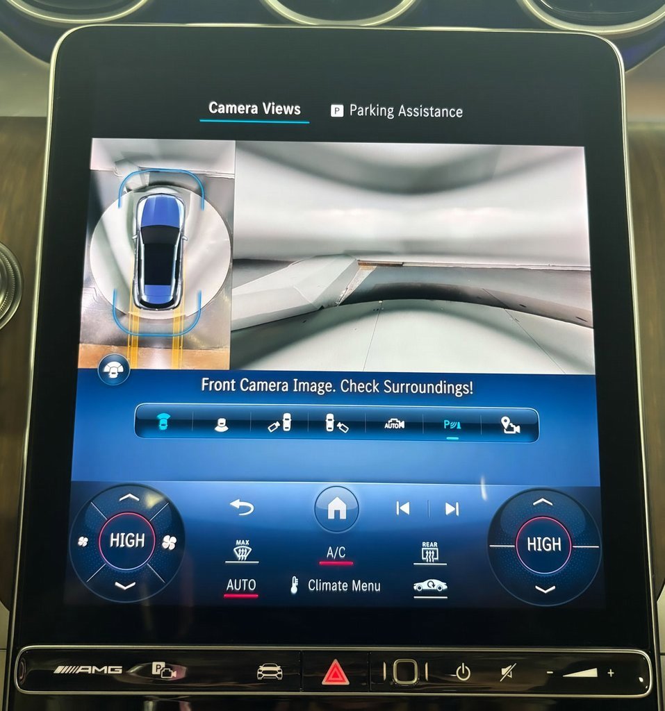 Used 2024 Mercedes-Benz GLC 43 AMG 4MATIC image 21