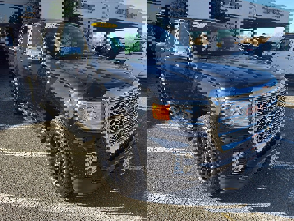 Used 2022 GMC Canyon Denali w/ Denali Black Edition Package image 29