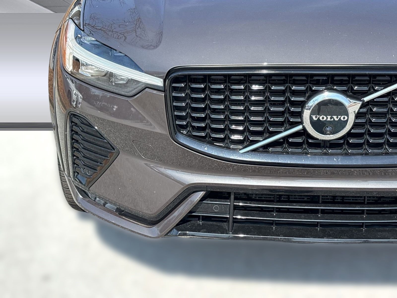 Used 2023 Volvo XC60 B5 Ultimate AWD/4WD image 11