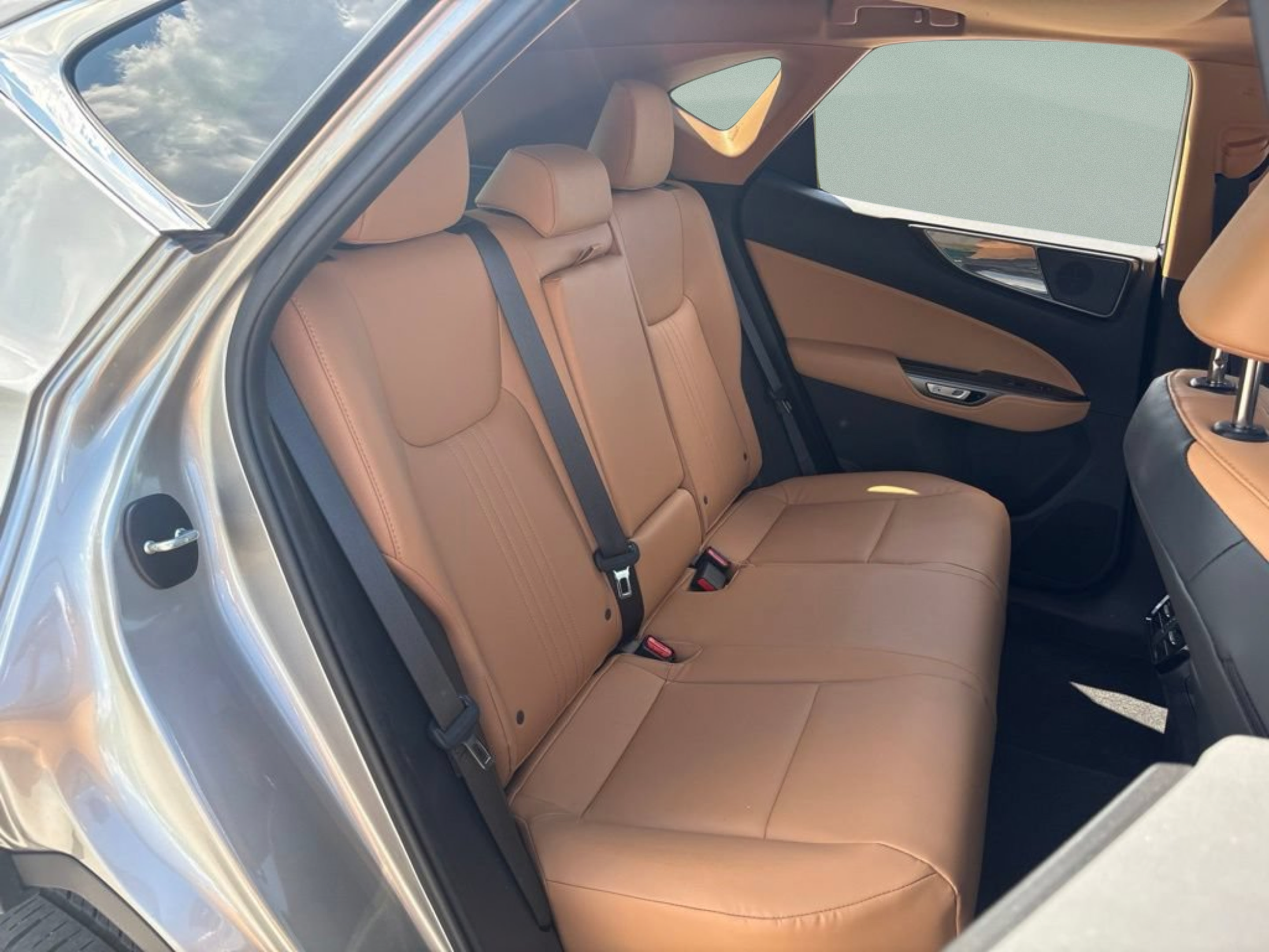 Used 2024 Lexus NX 250 FWD w/ Cold Area Package image 23