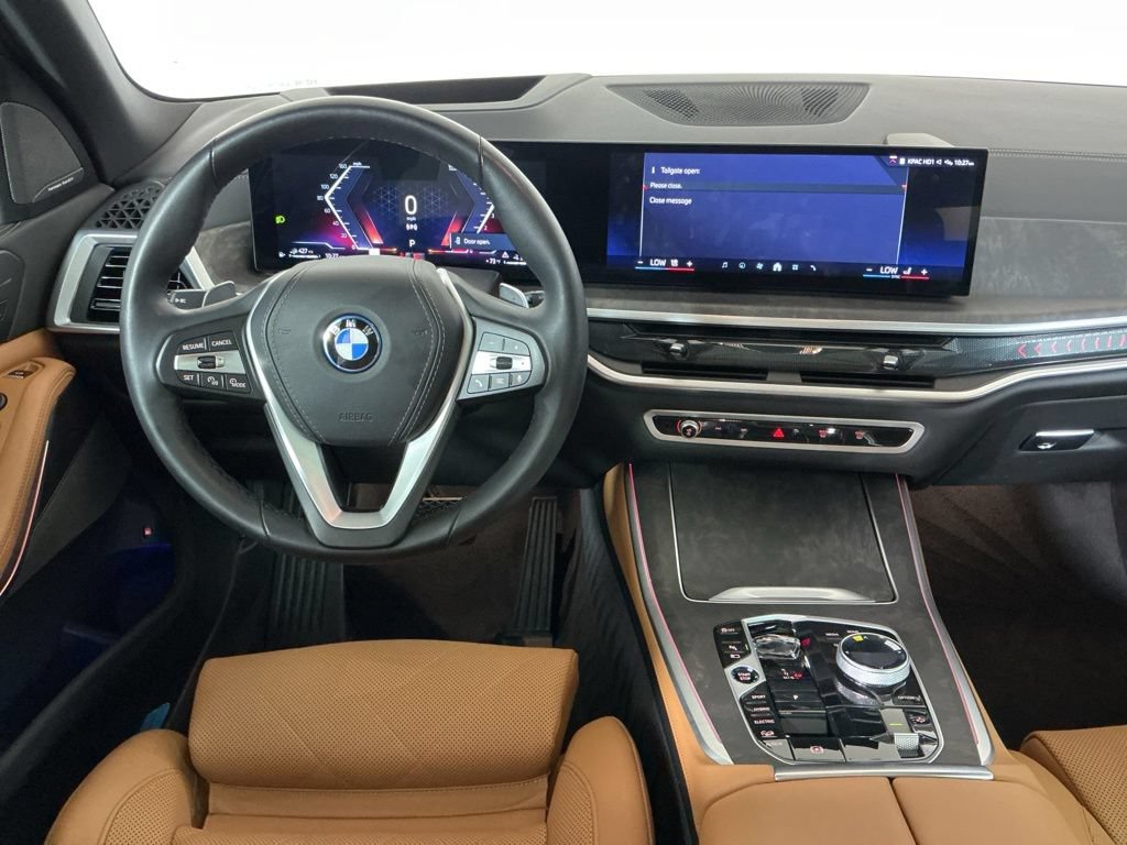 Certified 2025 BMW X5 xDrive50e w/ Executive Package AWD/4WD image 13
