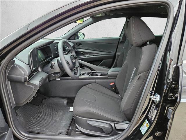 New 2026 Hyundai Elantra SEL Sport FWD image 4