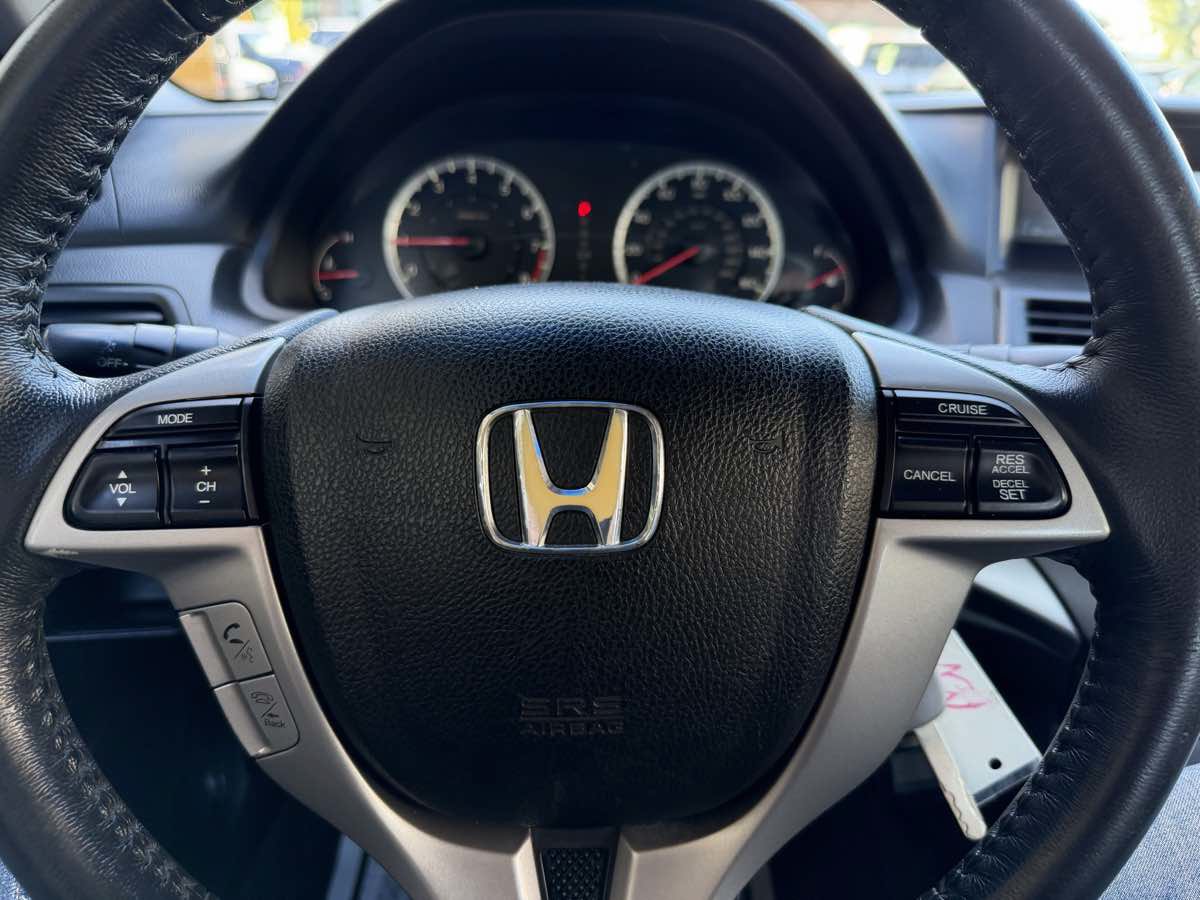 Used 2010 Honda Accord EX-L image 14