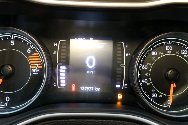 Used 2019 Jeep Cherokee Sport w/ Cold Weather Group AWD/4WD image 23