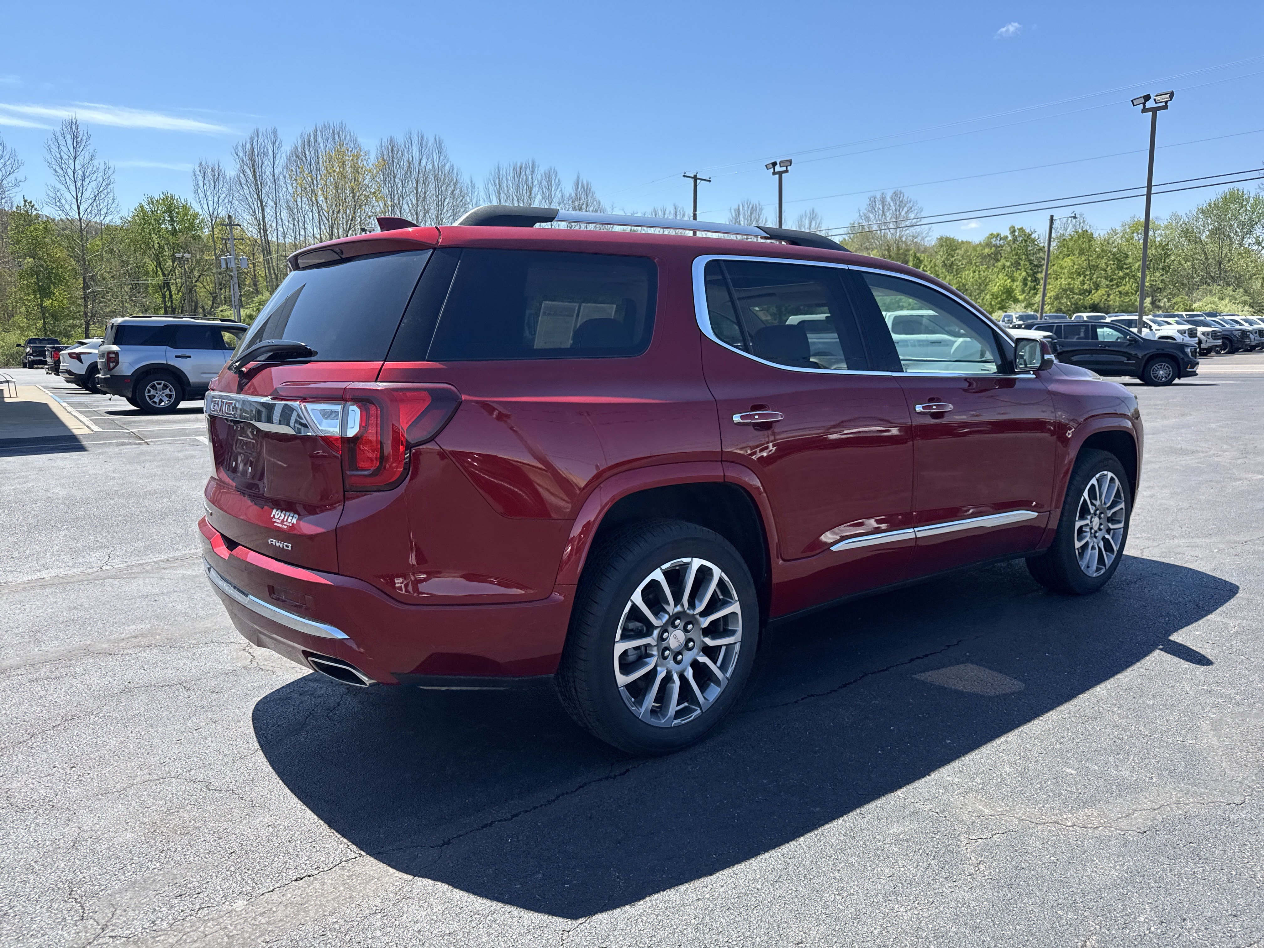 Used 2023 GMC Acadia Denali w/ Denali Ultimate Package AWD/4WD image 5