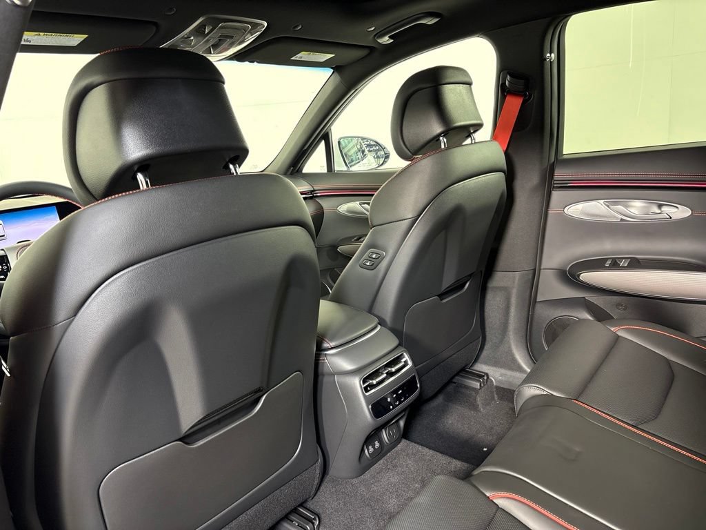 New 2027 Genesis GV70 2.5T Sport Prestige AWD/4WD image 20
