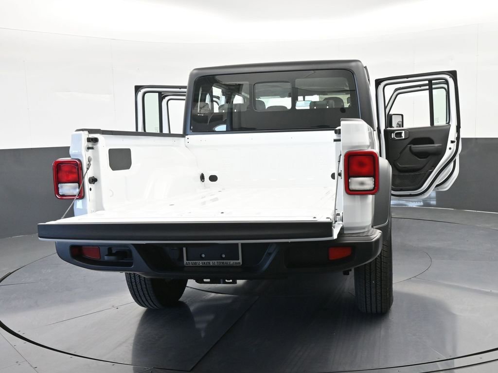 New 2026 Jeep Gladiator Sport AWD/4WD image 68