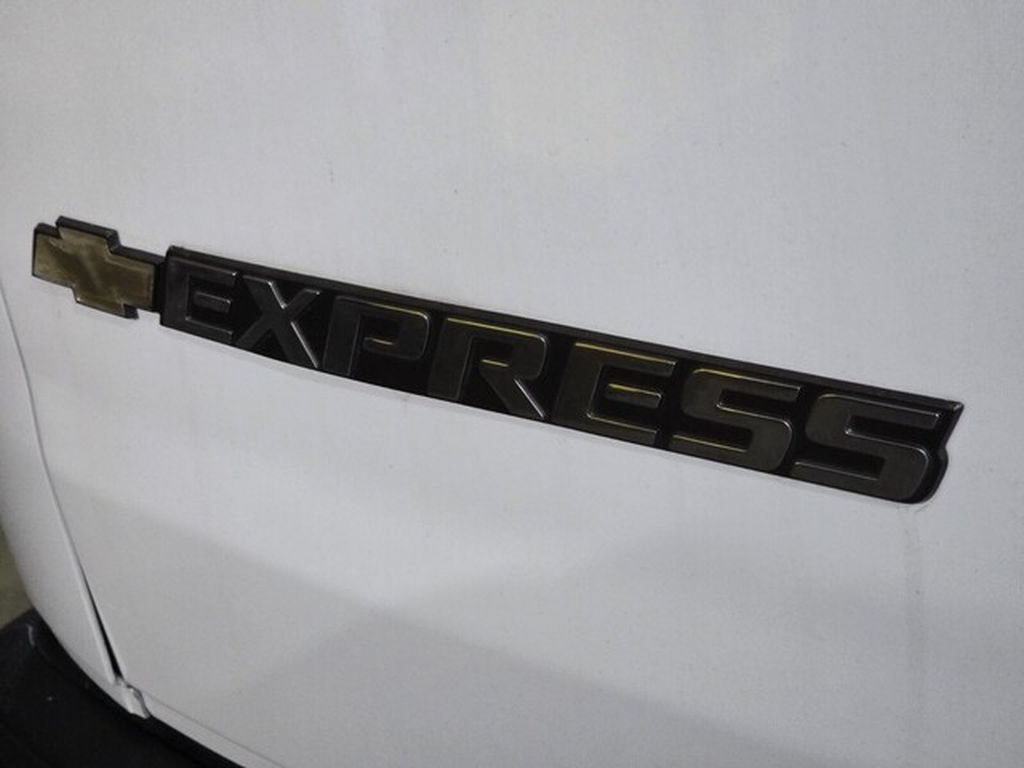 Used 2024 Chevrolet Express 3500 LT w/ LT Preferred Equipment Group RWD image 10