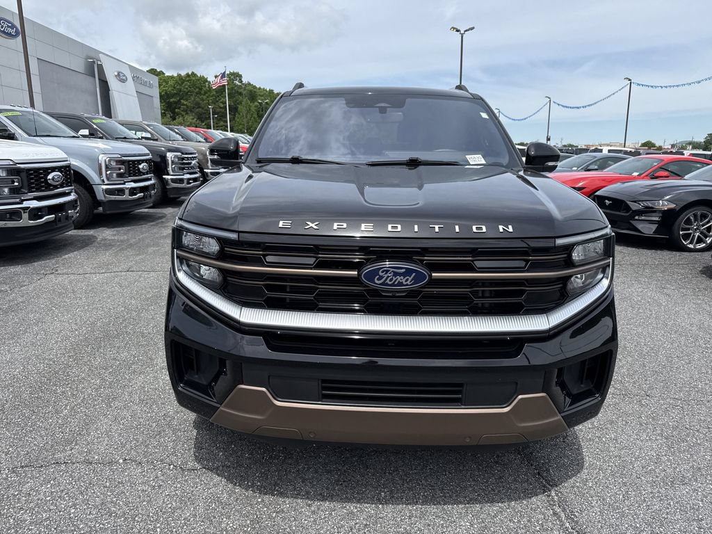 Used 2025 Ford Expedition Max King Ranch AWD/4WD image 2