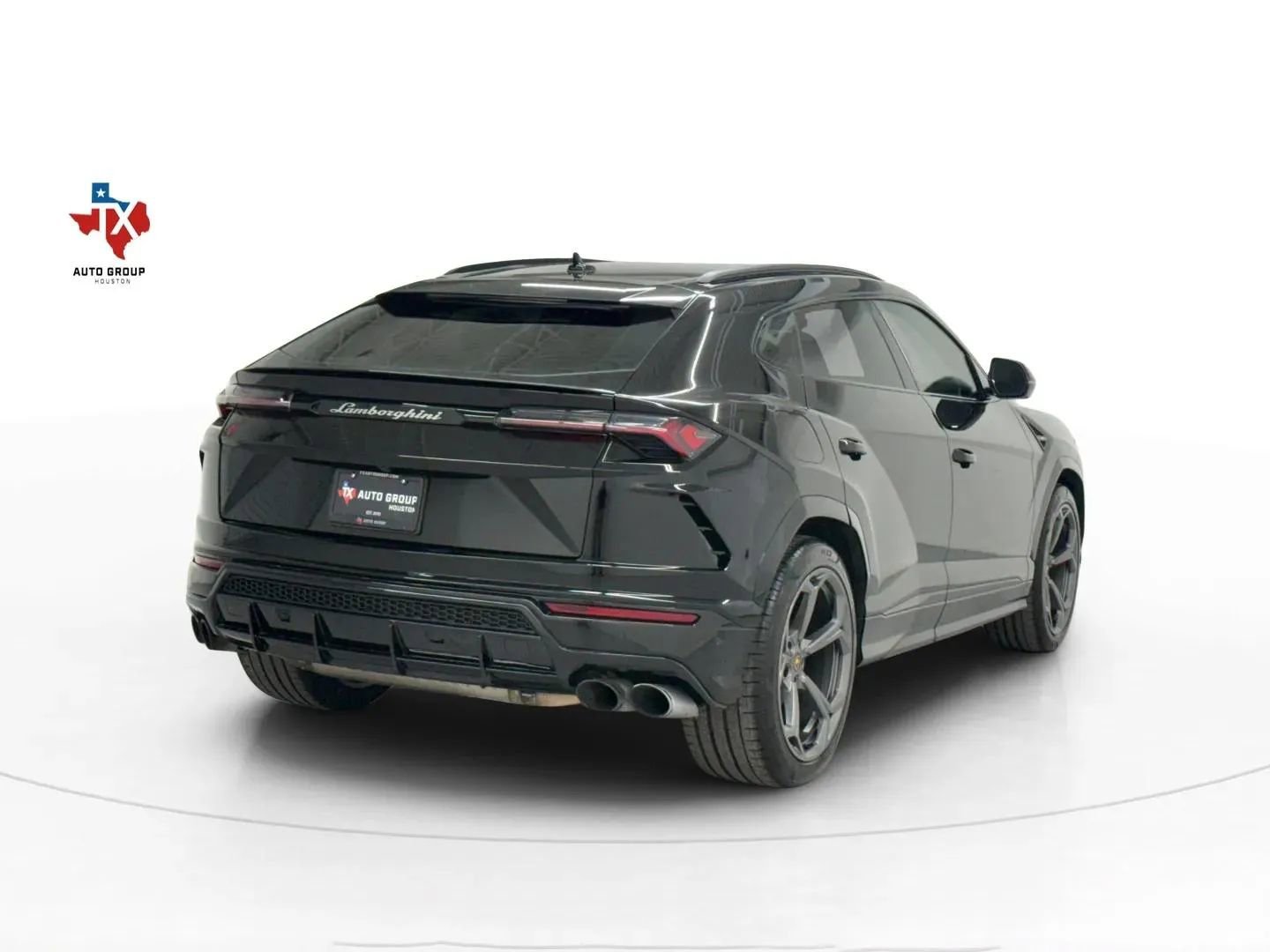 Used 2021 Lamborghini Urus image 5