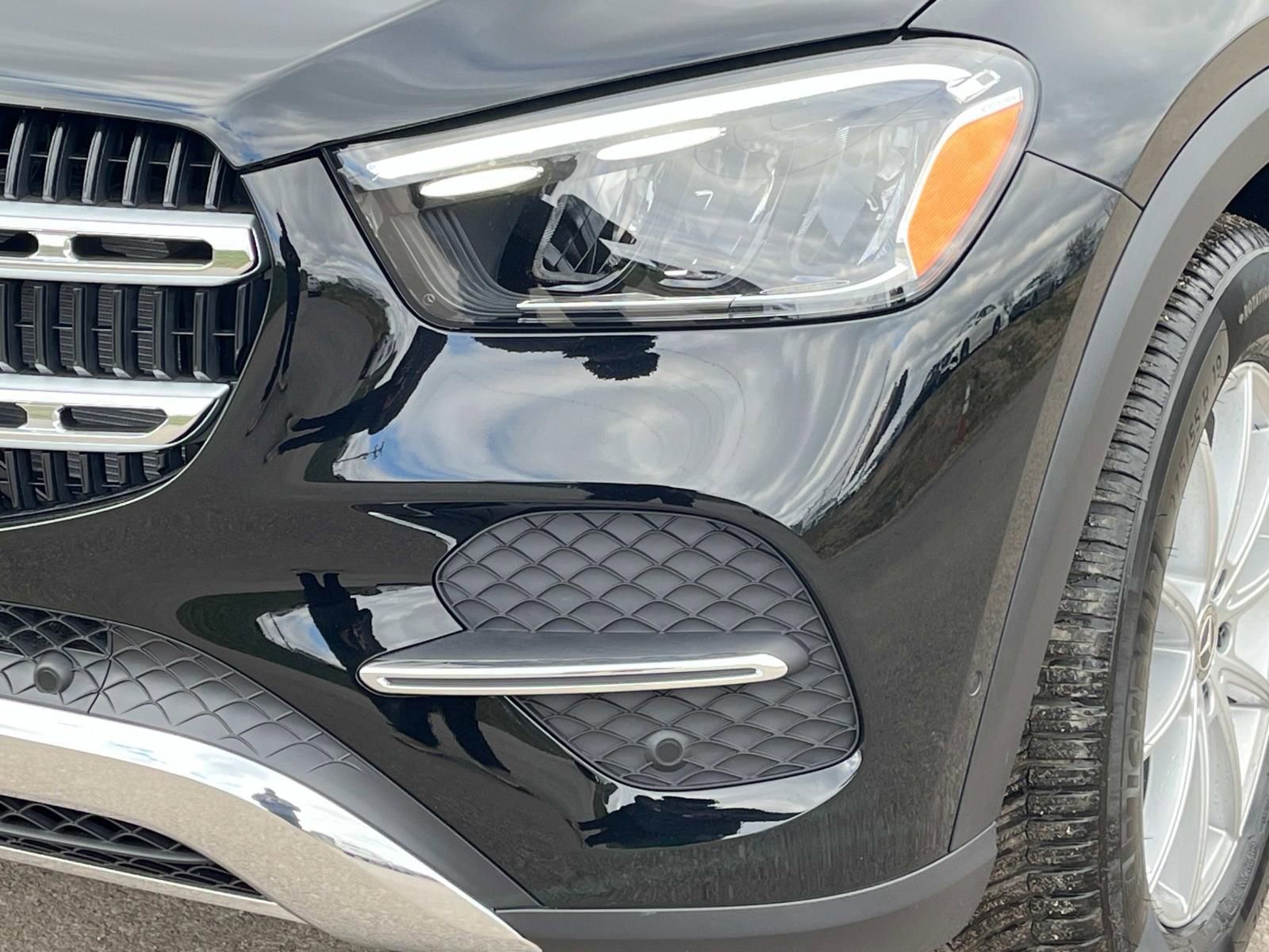 Used 2025 Mercedes-Benz GLE 350 4MATIC image 9