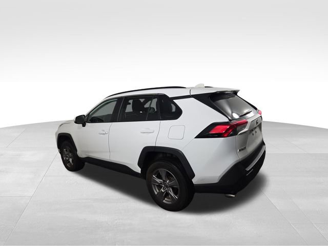 Used 2025 Toyota RAV4 XLE image 10