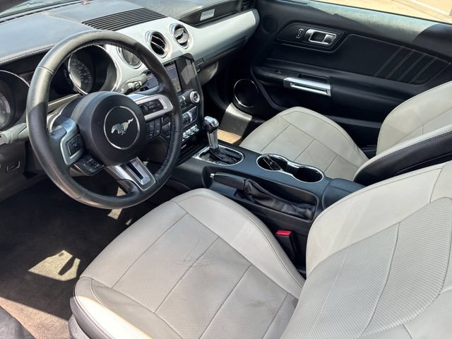 Used 2017 Ford Mustang Premium RWD image 10