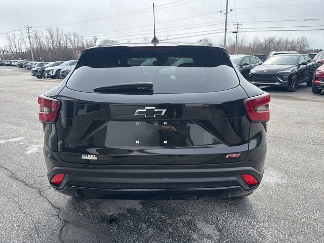 Used 2024 Chevrolet Trax RS w/ Driver Confidence Package FWD image 6