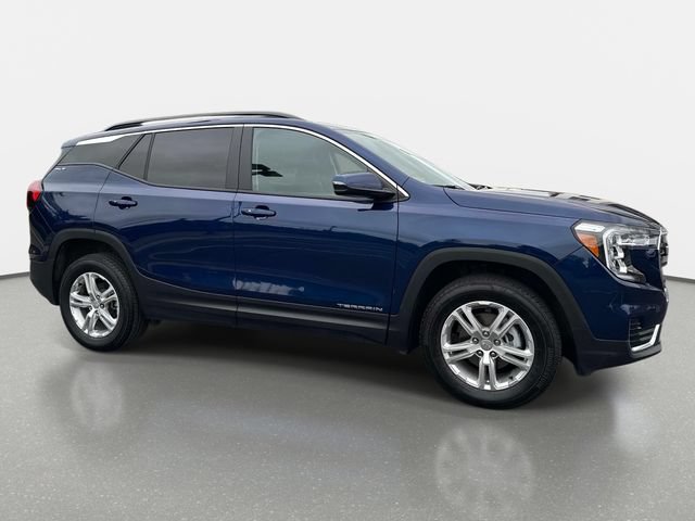 Used 2023 GMC Terrain SLE w/ Driver Convenience Package AWD/4WD image 7