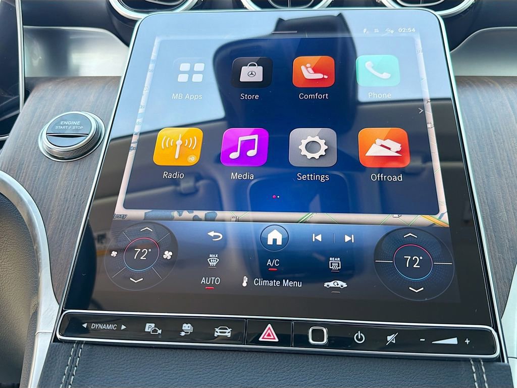 Used 2025 Mercedes-Benz GLC 350e 4MATIC image 29