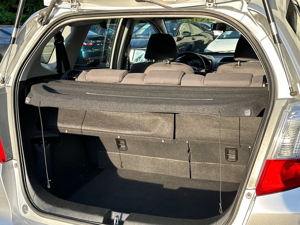 Used 2011 Honda Fit image 6
