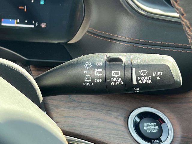 Used 2023 Jeep Grand Cherokee Summit image 25